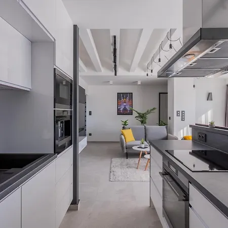 Appartement Noir - Penthouse *